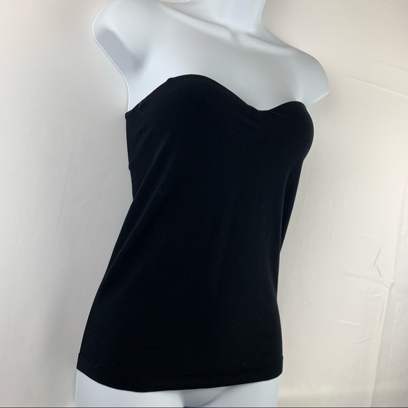 ✨Ambiance Black Strapless Built In Bra Tube Top - Picture 3 of 11